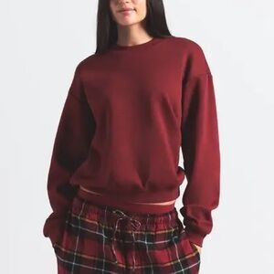 SKIMS Cotton Fleece Classic Crewneck Sweatshirt Merlot L. NWT